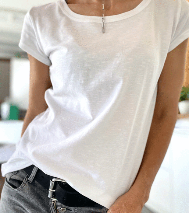 Patrón de costura de camiseta básica de manga corta